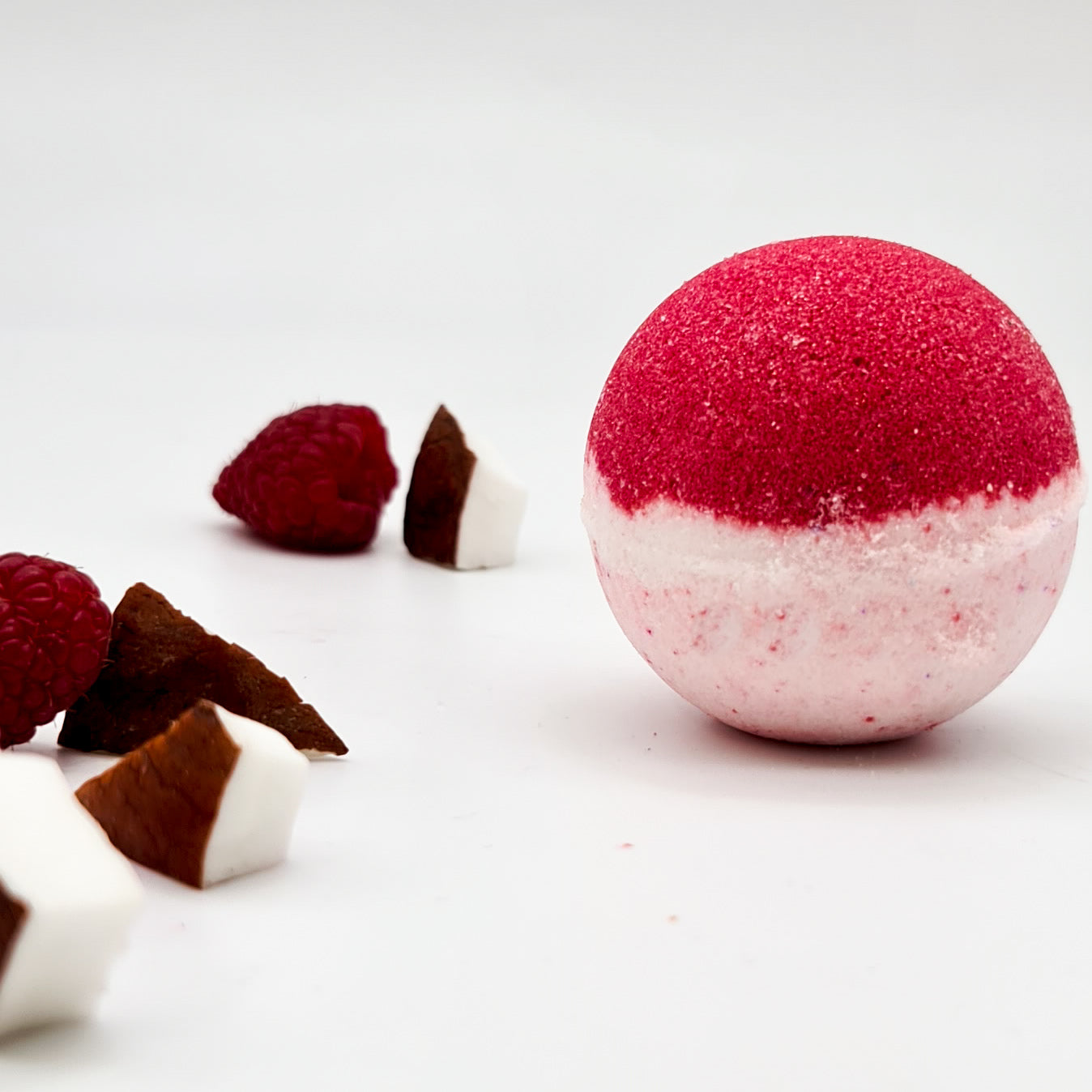Coconut Water & Raspberry Bath Bomb