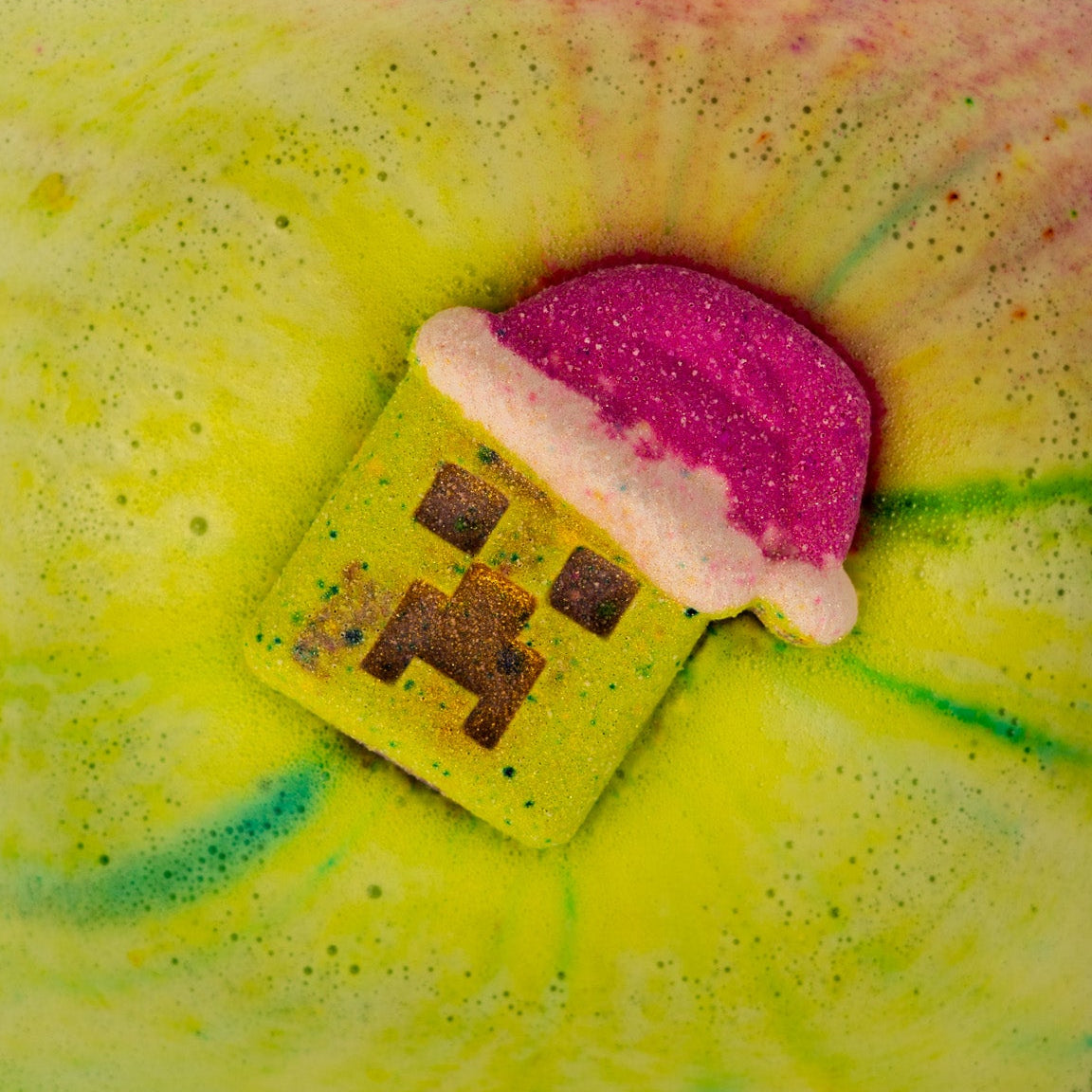 Mine Christmas Bath Bomb