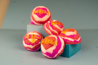 Mum round Bath Bomb